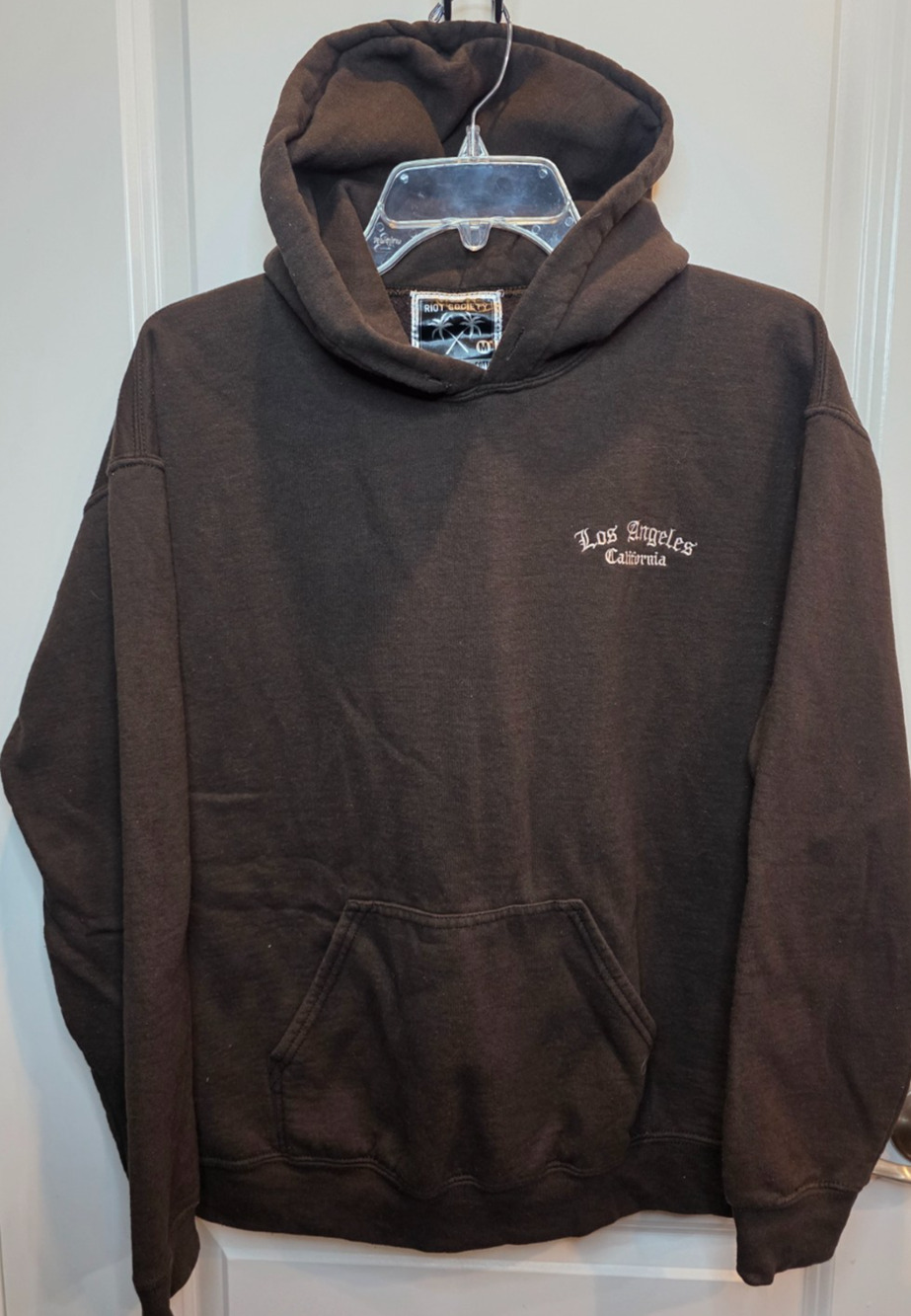 Riot Society Pullover Hoodie Men Medium Brown Los Angeles California Embroidered